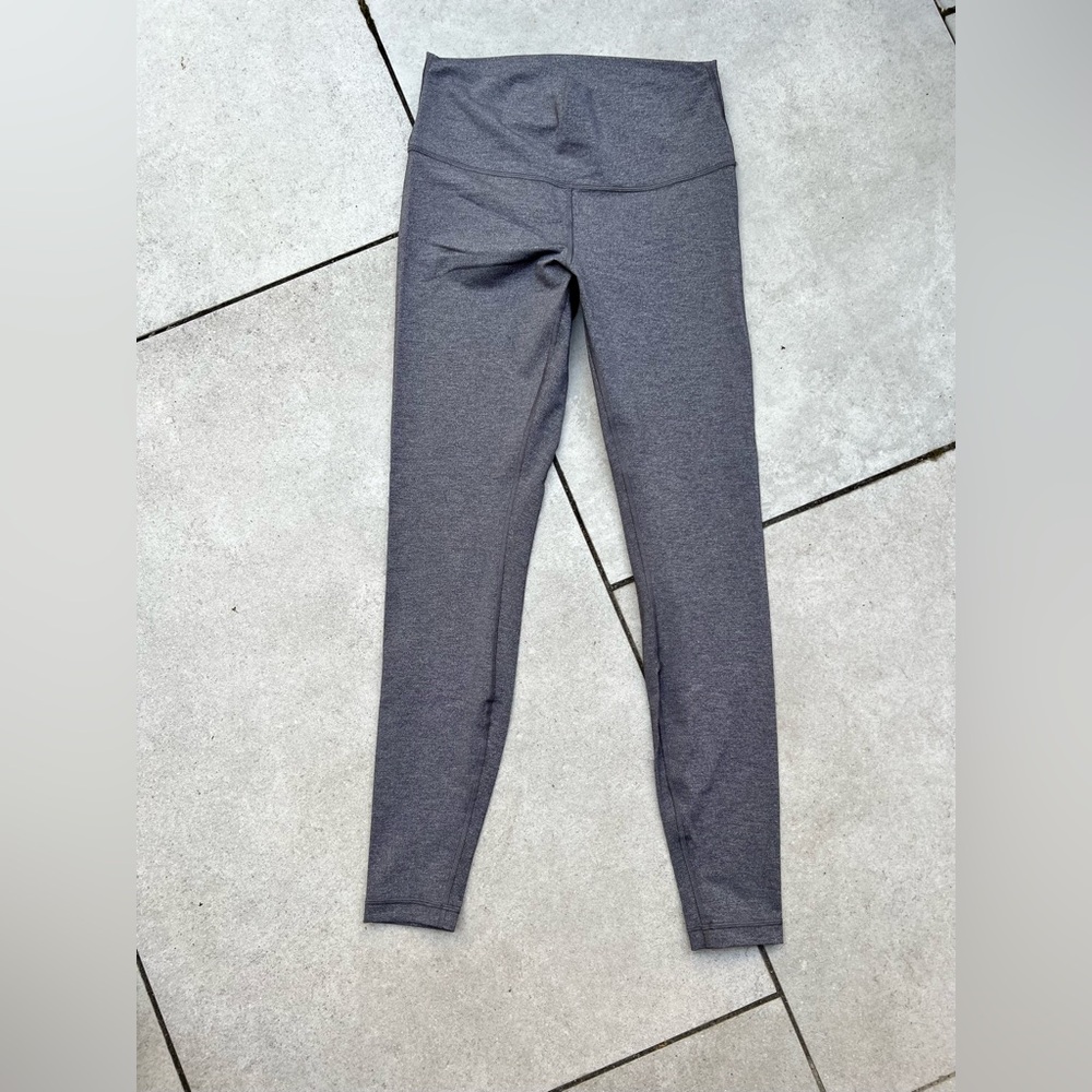 lululemon athletica Heather Grey Performance Leggings. Like new. Size 10
